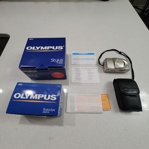 Olympus Stylus Epic Zoom 170 35mm Film Camera